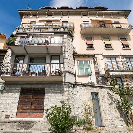 Tosca Apartmán *